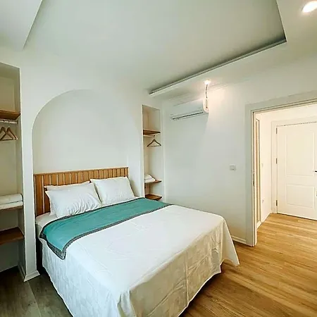 Hotel Marla Cedit